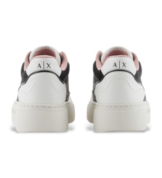 Armani Exchange Svarta sneakers med plattform