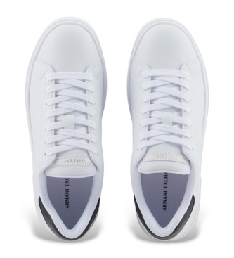 Armani Exchange Zapatillas con logo caracterstico en la suela blanco