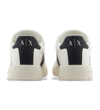 Armani Exchange Trainers Ontwerp wit