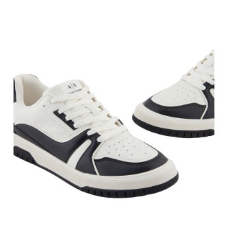 Armani Exchange Trenerzy Elegancki biały