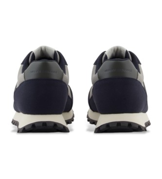 Armani Exchange Trainers Estilo marinho