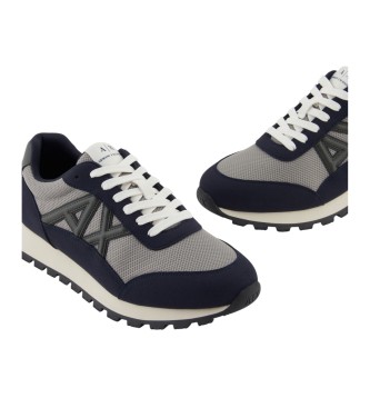 Armani Exchange Trainers Estilo marinho
