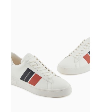 Armani Exchange Sneakers in tessuto spalmato bianco