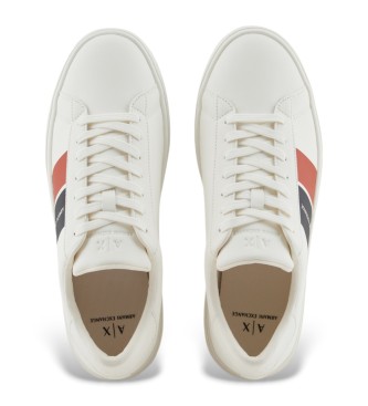 Armani Exchange Sneakers in tessuto spalmato bianco