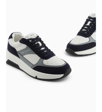 Armani Exchange Trainers logo white, navy