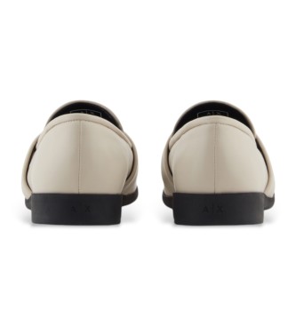 Armani Exchange Sofistikerade beige loafers