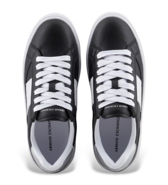 Armani Exchange Sapatos com sola reforada em forma de copo preto