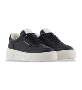 Armani Exchange Sneakers di design nere