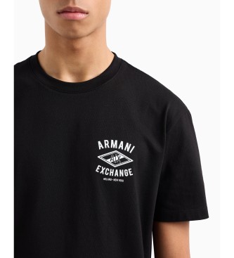 Armani Exchange T-Shirt in normaler Passform mit schwarzem Logo in der Mitte