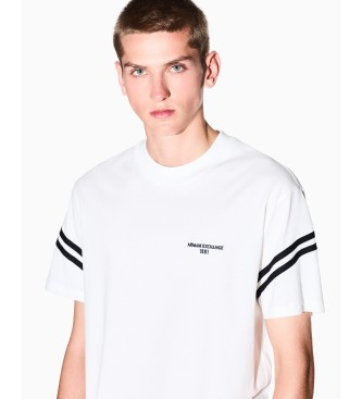 AIX Armani Exchange Biała koszulka z kontrastową lamówką