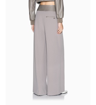 A|X Armani Exchange Cal�as bege com faixas