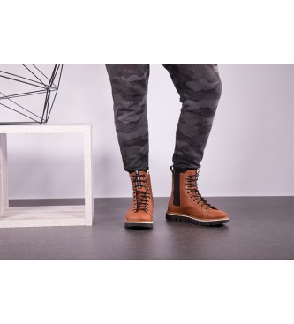 Art 1403 Grass Waxed Caldera/Toronto leather boots