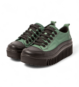 Art Trainers 1518 Brighton green