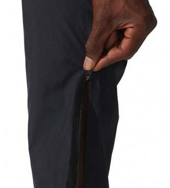 Asics Pantalón Core Woven negro