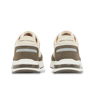 A|X Armani Exchange Baskets avec semelle haute et logo beige