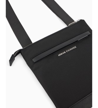 A|X Armani Exchange Skuldertaske i nylon, sort
