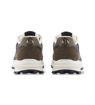 A|X Armani Exchange Sapatilhas de corrida de inspira��o vintage bege