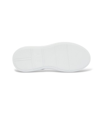 A|X Armani Exchange Sneaker aus glattem Leder mit dicker Sohle und geprägtem schwarzem Logo