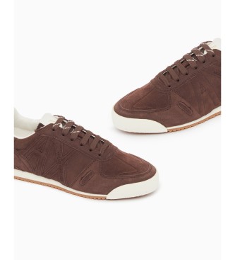 A|X Armani Exchange Baskets classiques en cuir marron