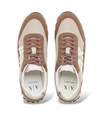 A|X Armani Exchange Sneakers med nätpaneler och strukturerad gummisula i brunt