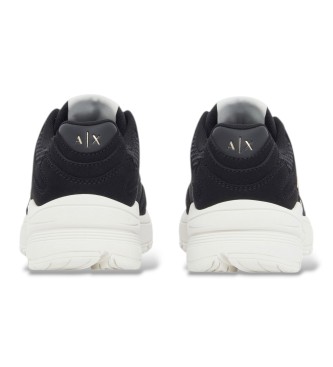 A|X Armani Exchange Nätskor med snörning och tjock sula i svart gummi