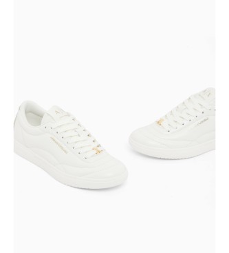 A|X Armani Exchange Låga sneakers med snörning och vita metallicdetaljer