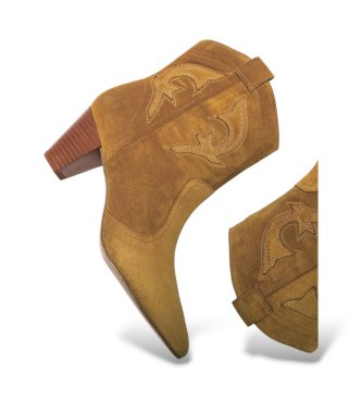 BA&SH Botas de couro Casey castanhas