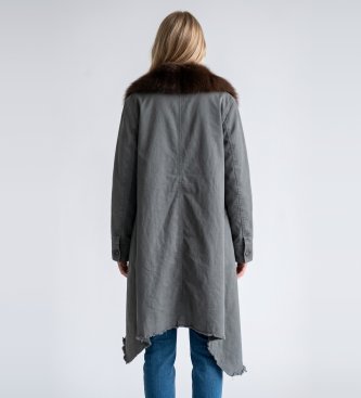 Bazar Deluxe Abrigo con pelo irregular gris