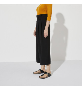 Birkenstock Gizeh Big Buckle leather sandals black