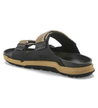 Birkenstock Sandales en cuir Atacama vertes, brunes