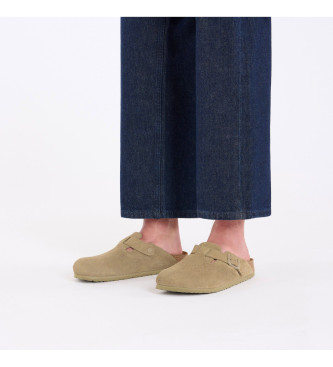 Birkenstock Boston Leather Clogs light brown