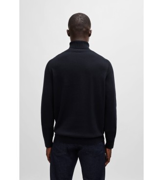 BOSS Akiro marinbl trja