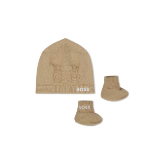 BOSS Beige st med kasket og hjemmesko
