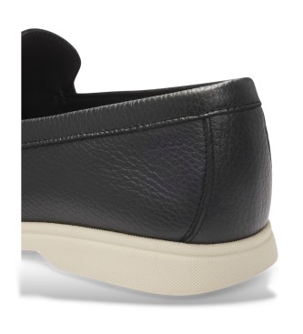 BOSS Skórzane loafersy Sienne czarne