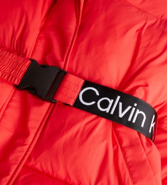 Calvin Klein Pelagem de coluna com cinto vermelho