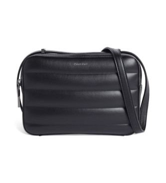 Calvin Klein Polstret skuldertaske med flap, sort