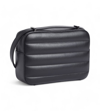 Calvin Klein Polstret skuldertaske med flap, sort