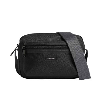 Calvin Klein Essential shoulder bag black