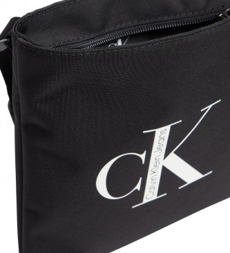 Calvin Klein Essentials Reporter18 saco de mensageiro preto