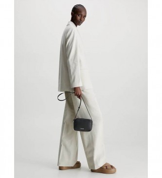 Calvin Klein Saco de ombro metálico preto logot -12x17x5cm