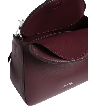 Calvin Klein Bolso de hombro cuadrado  granate