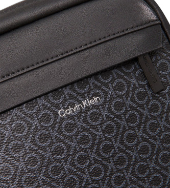 Calvin Klein Reportertaske med logo, sort