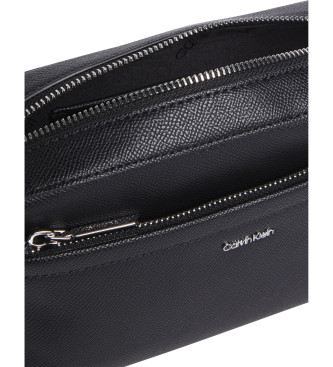 Calvin Klein Bolso Must Conv Camera negro