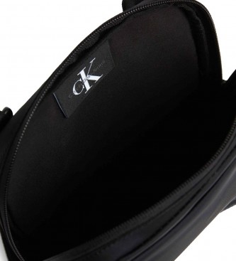 Calvin Klein Jeans Sport Essentials Reporter18 messenger bag black