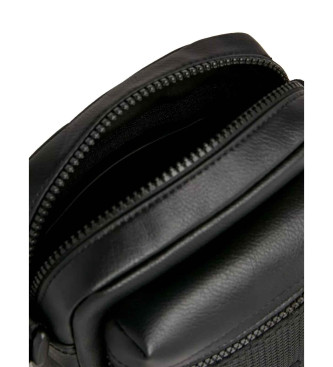 Calvin Klein Jeans Črna novinarska torba
