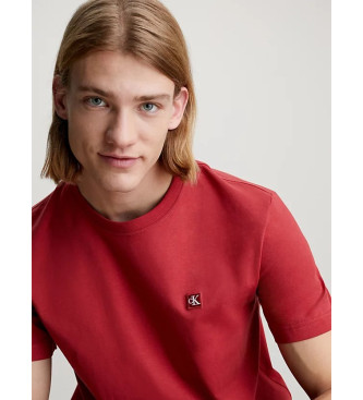 Calvin Klein Jeans Schmales T-Shirt mit rotem Logo