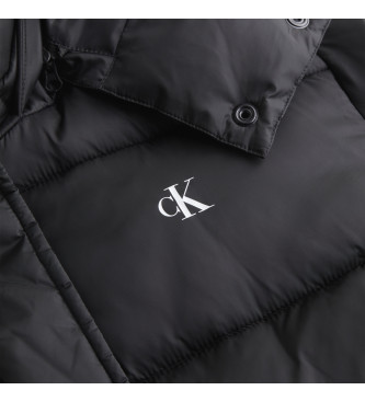 Calvin Klein Jeans Kurze taillierte Daunenjacke schwarz