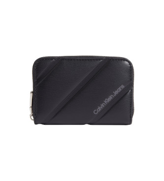 Calvin Klein Jeans Quilted Med purse black