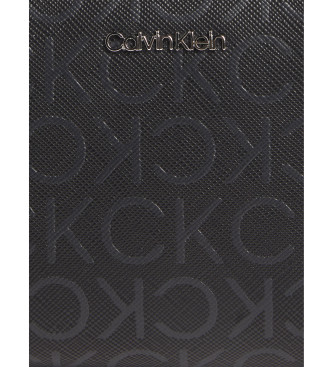 Calvin Klein Tri-fold portemonnee met klein logo zwart