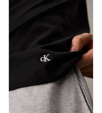 Calvin Klein Frpackning med 3 t-shirts med rund halsringning svart, gr, vit